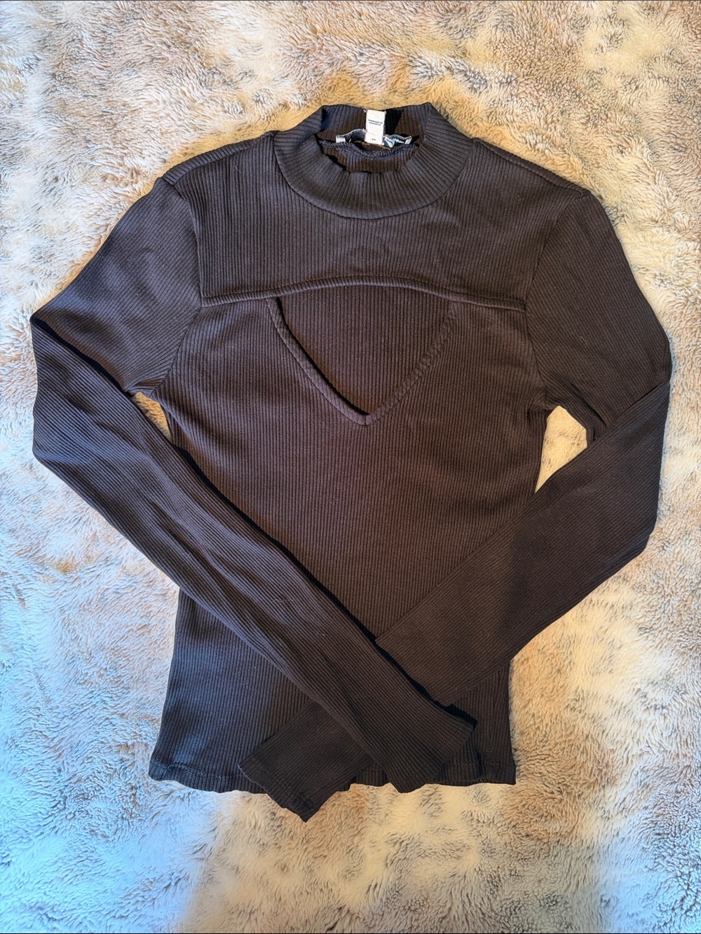 Express Black Ribbed Long-Sleeve Crewneck Sweater with Front Cutout